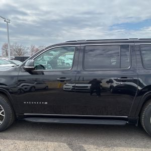 JEEP WAGONEER L SERIES III - 4