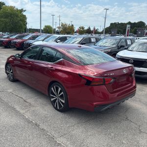 2022 Nissan ALTIMA 2.5 SR — фото 5