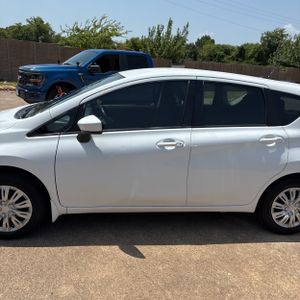 صورة 4 لـ 2016 Nissan VERSA NOTE SV