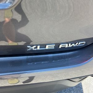 2023 Toyota HIGHLANDER XLE thumbnail 23