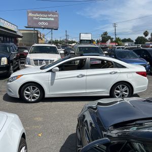 HYUNDAI SONATA LIMITED - 3