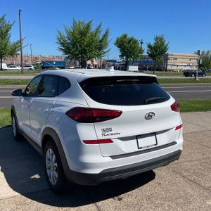 HYUNDAI TUCSON - 5