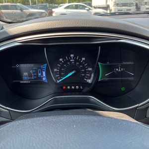 صورة مصغرة 40 لـ 2014 FORD FUSION HYBRID SE