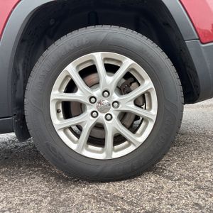 2016 JEEP CHEROKEE LATITUDE — миниатюра 18