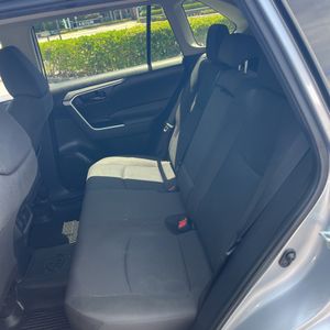 2024 Toyota RAV4 LE 缩略图 34
