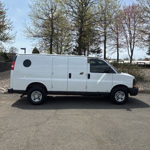 CHEVROLET EXPRESS CARGO 2500 - 10