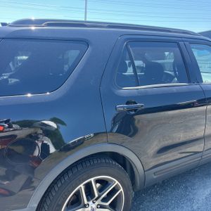 FORD EXPLORER SPORT - 9