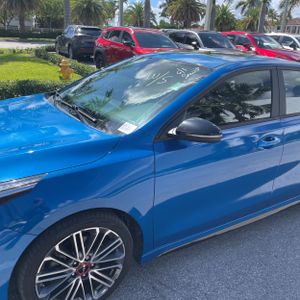 2023 KIA FORTE GT 照片 2