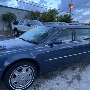 Cadillac DTS - 2