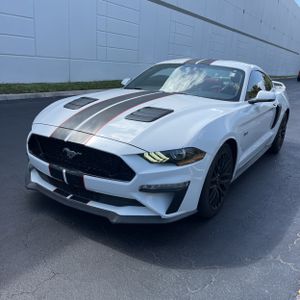 FORD MUSTANG GT PREMIUM - 1