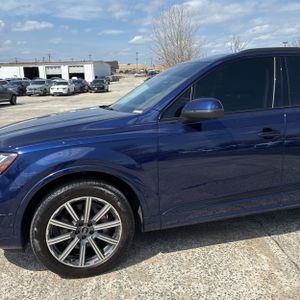 Audi Q7 Premium Plus - 2