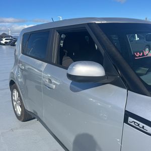 2017 KIA SOUL + — миниатюра 55