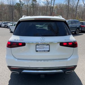 MERCEDES-BENZ GLS - 7