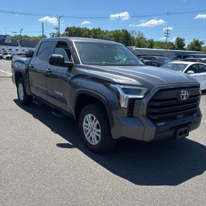 صورة مصغرة 12 لـ 2023 Toyota TUNDRA SR5