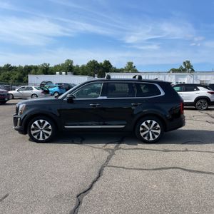 صورة 3 لـ 2022 KIA TELLURIDE S