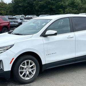 صورة 2 لـ 2022 Chevrolet EQUINOX LT