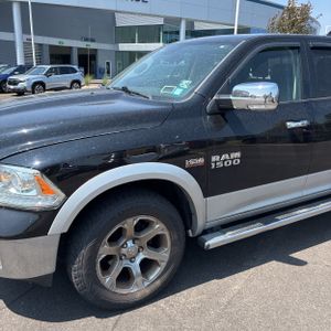 2014 RAM 1500 LARAMIE — фото 2
