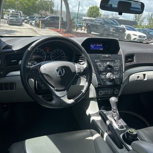 صورة مصغرة 36 لـ 2017 Acura ILX BASE