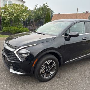2023 KIA SPORTAGE LX photo 2