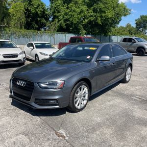 AUDI A4 2.0T PREMIUM - 1