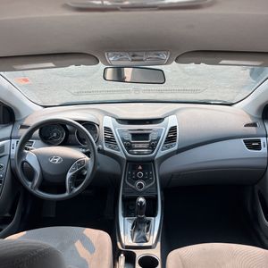 صورة مصغرة 35 لـ 2016 Hyundai ELANTRA SE