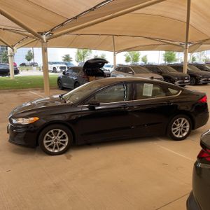 FORD FUSION SE - 3