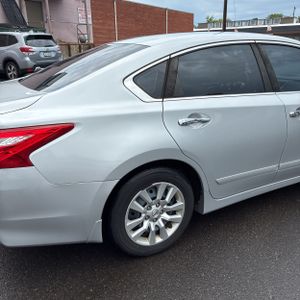2016 Nissan ALTIMA 2.5 S photo 9