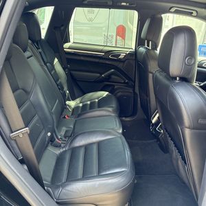 2016 Porsche CAYENNE S — миниатюра 33
