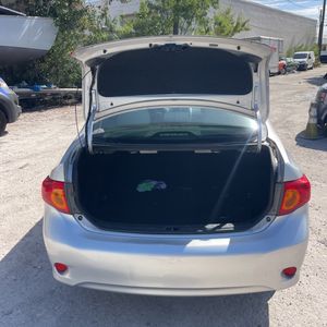 2010 Toyota COROLLA LE — миниатюра 41