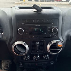 2015 JEEP WRANGLER UNLIMITED SAHARA 缩略图 37