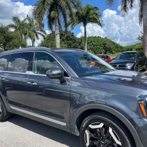 صورة 13 لـ 2024 KIA TELLURIDE S