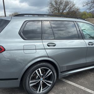 BMW X7 XDRIVE40I - 9