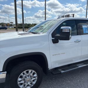 CHEVROLET SILVERADO - 2