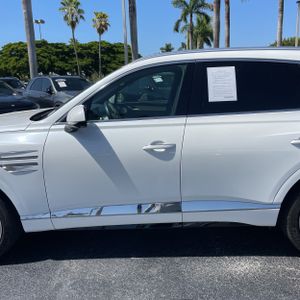 2025 Genesis GV80 3.5T PRESTIGE — фото 4