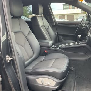 2022 Porsche MACAN S — миниатюра 33