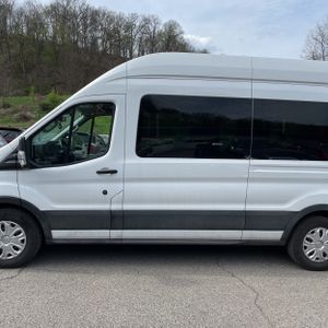 FORD TRANSIT-350 PASSENGER V. XLT - 4