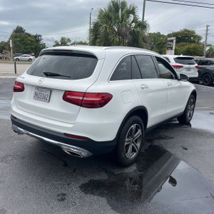 MERCEDES-BENZ GLC - 8
