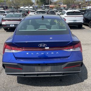 HYUNDAI ELANTRA SEL - 7