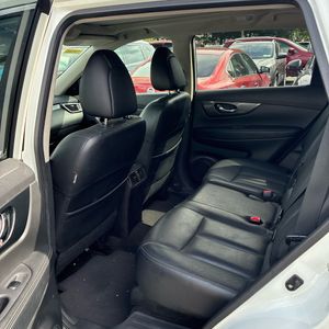 2015 Nissan ROGUE SL 照片 32