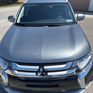 2017 Mitsubishi OUTLANDER SEL — фото 9