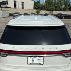 2021 Lincoln AVIATOR RESERVE — фото 16