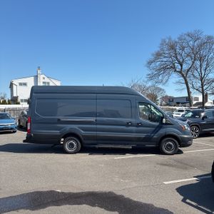 FORD TRANSIT 250 - 10