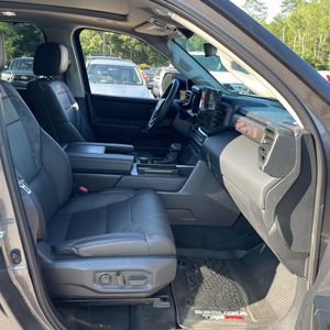 صورة مصغرة 32 لـ 2023 Toyota SEQUOIA TRD PRO