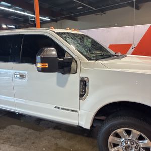 FORD F-250 SUPER DUTY PLATINUM - 9