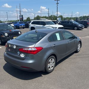 2016 KIA FORTE LX — фото 8
