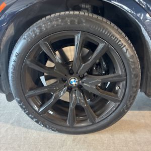 صورة مصغرة 17 لـ 2023 BMW X7 XDRIVE40I