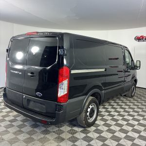FORD TRANSIT 150 - 7