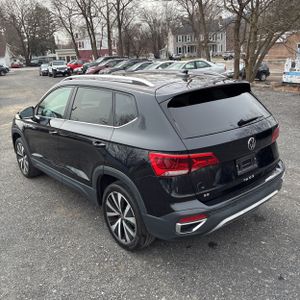 VOLKSWAGEN TAOS SE - 5