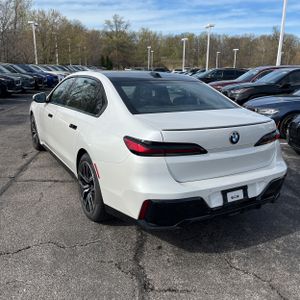 BMW 7 SERIES 740I - 5