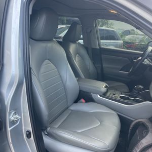 2023 Toyota HIGHLANDER XLE thumbnail 33